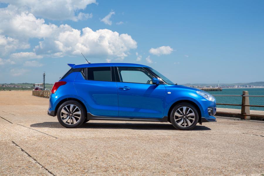  Suzuki Swift Attitude 2019 года  (UK) (фото 10 из 23)